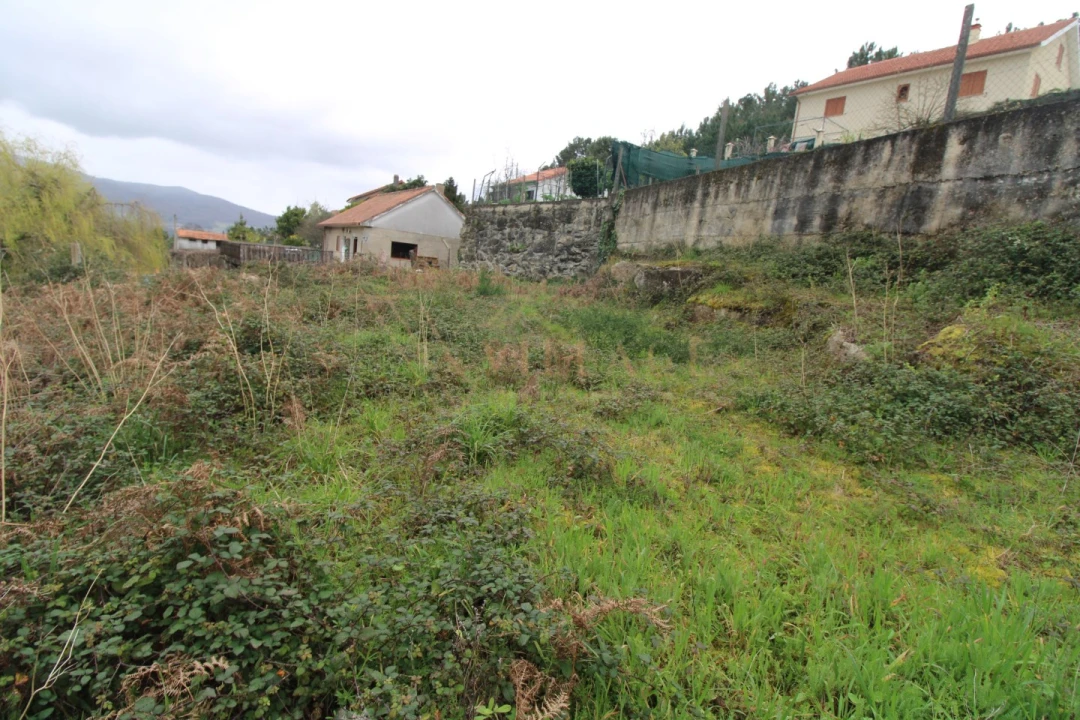 Moradia T2 para Venda em Penso Foto 8