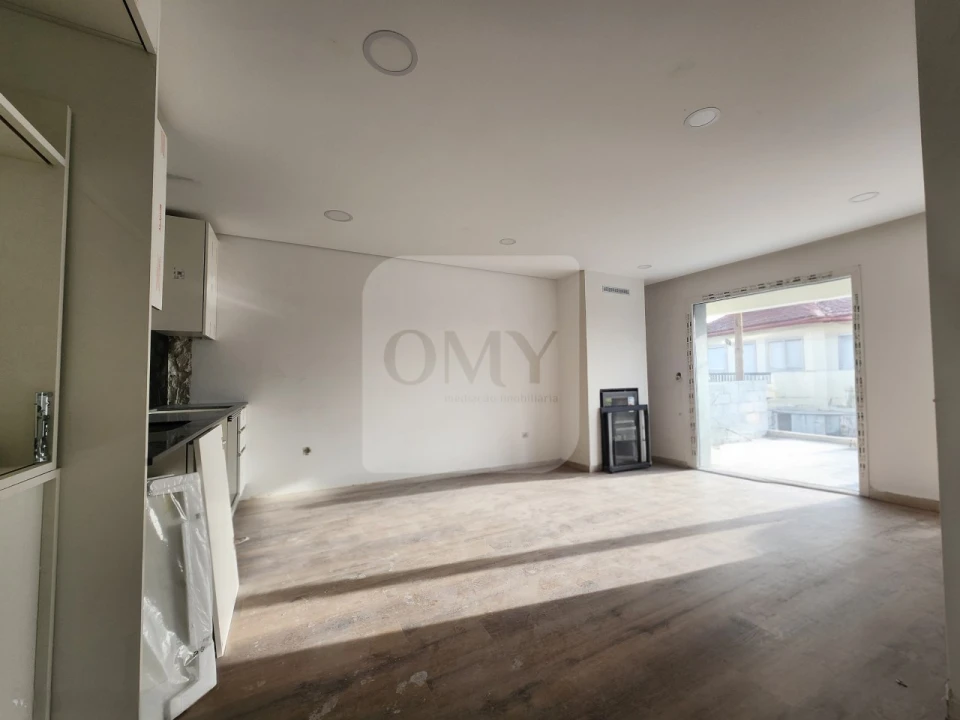 Apartamento T2 para Venda em Nossa Senhora da Conceição, São Pedro e São Dinis Foto 2