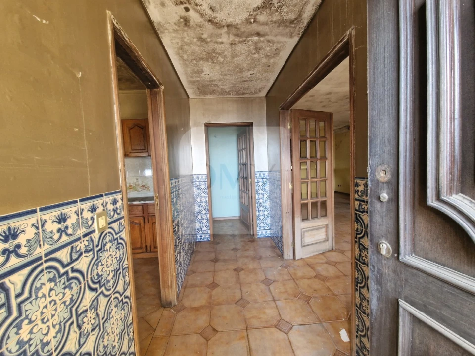 Moradia T4 para Venda em Loureiro Foto 3