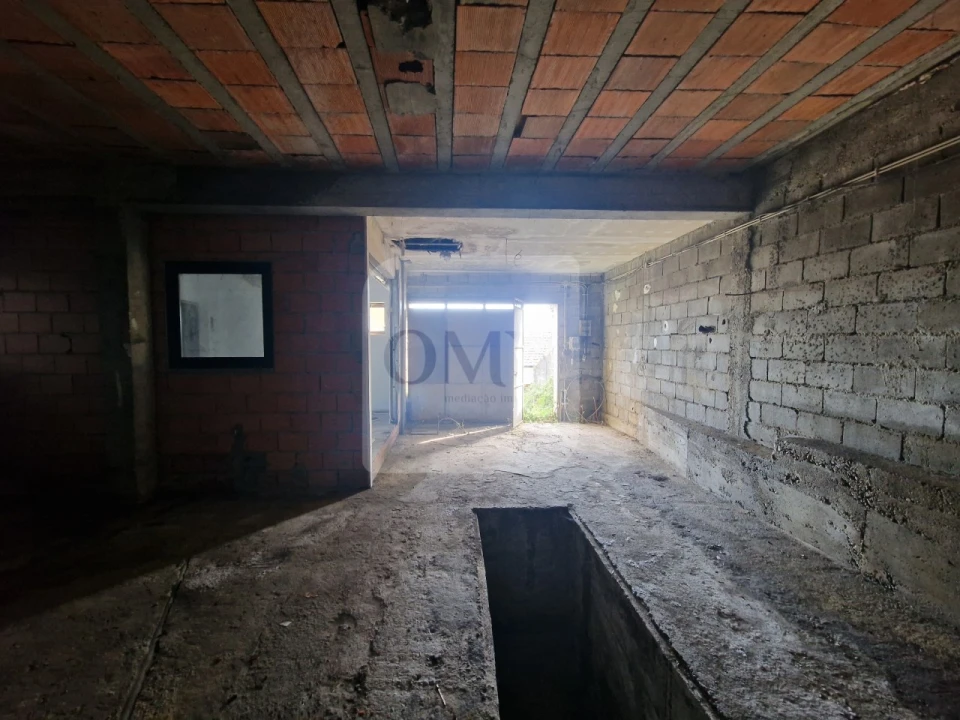 Moradia T4 para Venda em Loureiro Foto 19