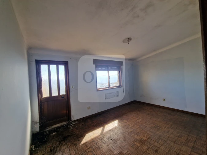 Moradia T4 para Venda em Loureiro Foto 12