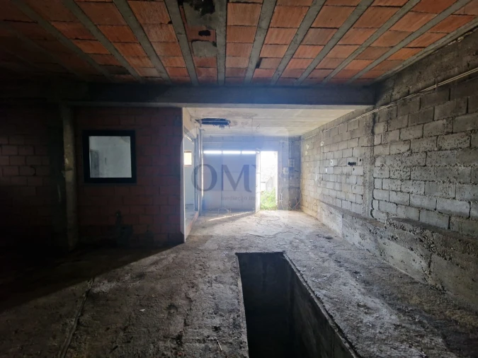 Moradia T4 para Venda em Loureiro Foto 19