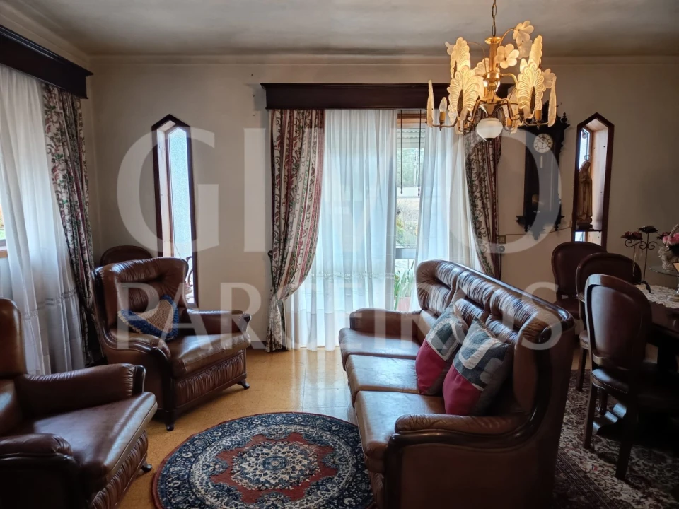 Moradia T3 para Venda em Oiã Foto 4