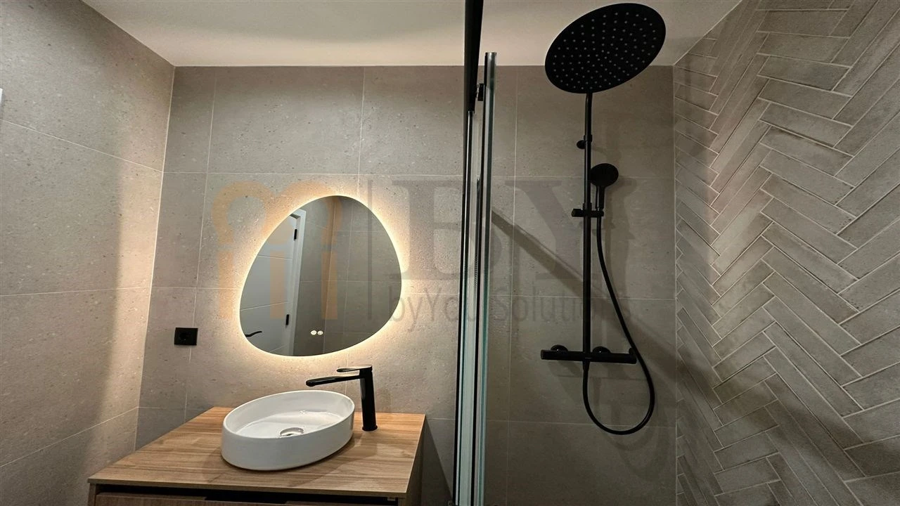 Apartamento T1 para Venda em Quarteira Foto 13