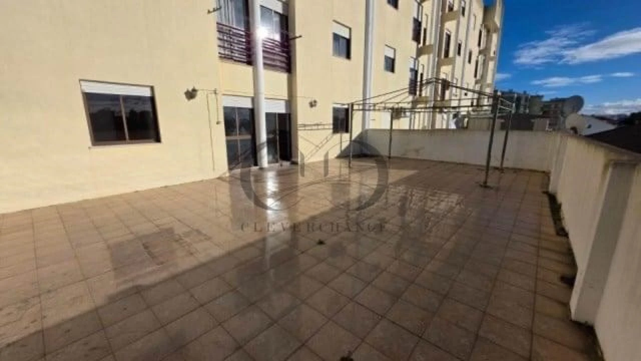 Apartamento T3 para Venda em União das Freguesias de Setúbal Foto 3