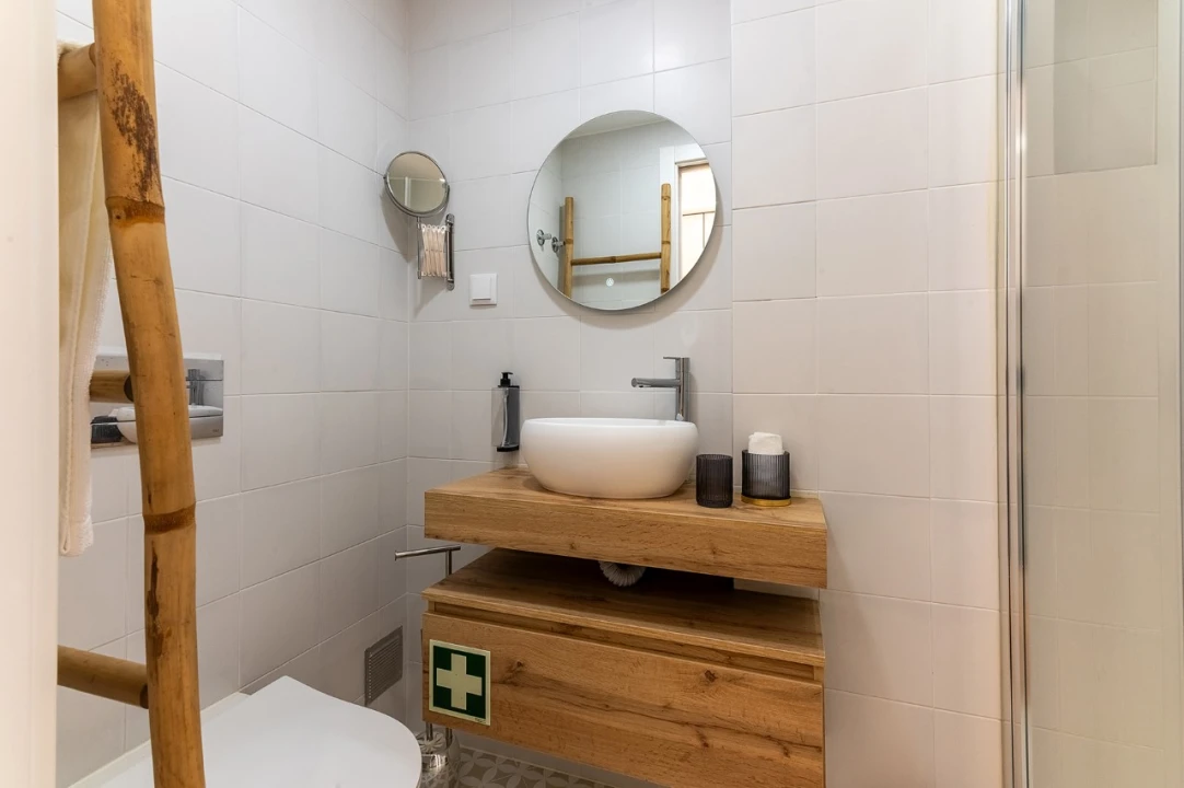 Prédio para Arrendamento em São Vicente Foto 7