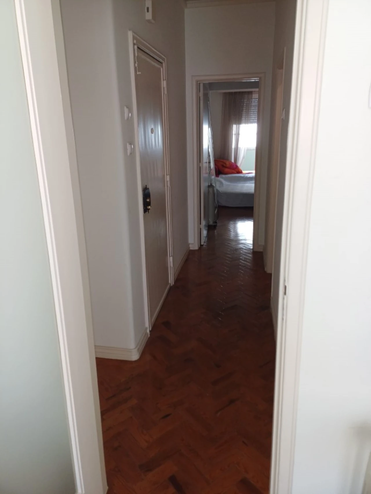 Apartamento T1 para Venda em Avenidas Novas Foto 6