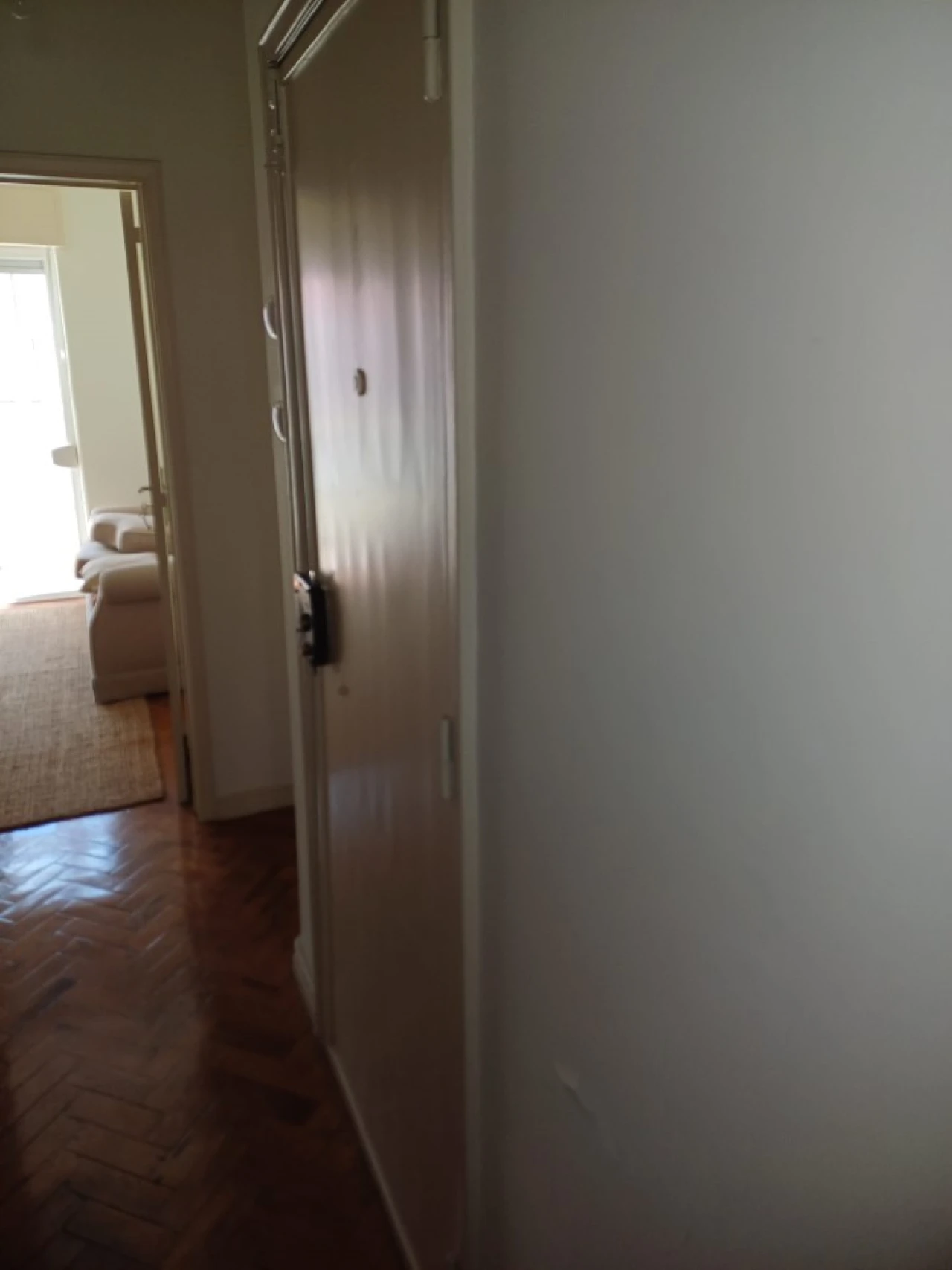 Apartamento T1 para Venda em Avenidas Novas Foto 10