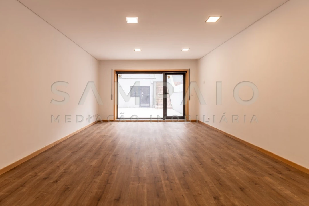 Moradia T3 para Venda em Mafamude e Vilar do Paraíso Foto 10