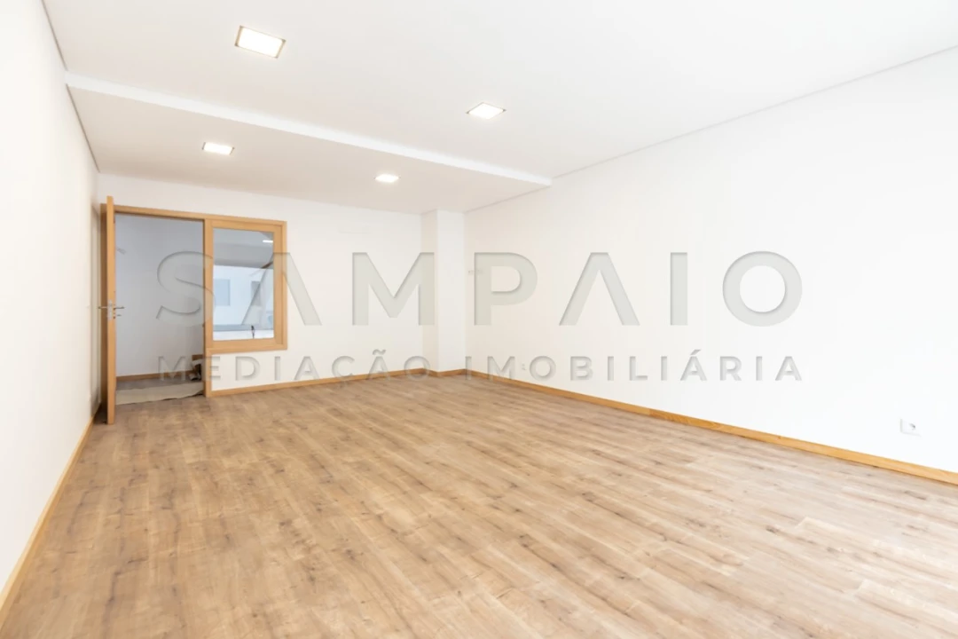 Moradia T3 para Venda em Mafamude e Vilar do Paraíso Foto 21