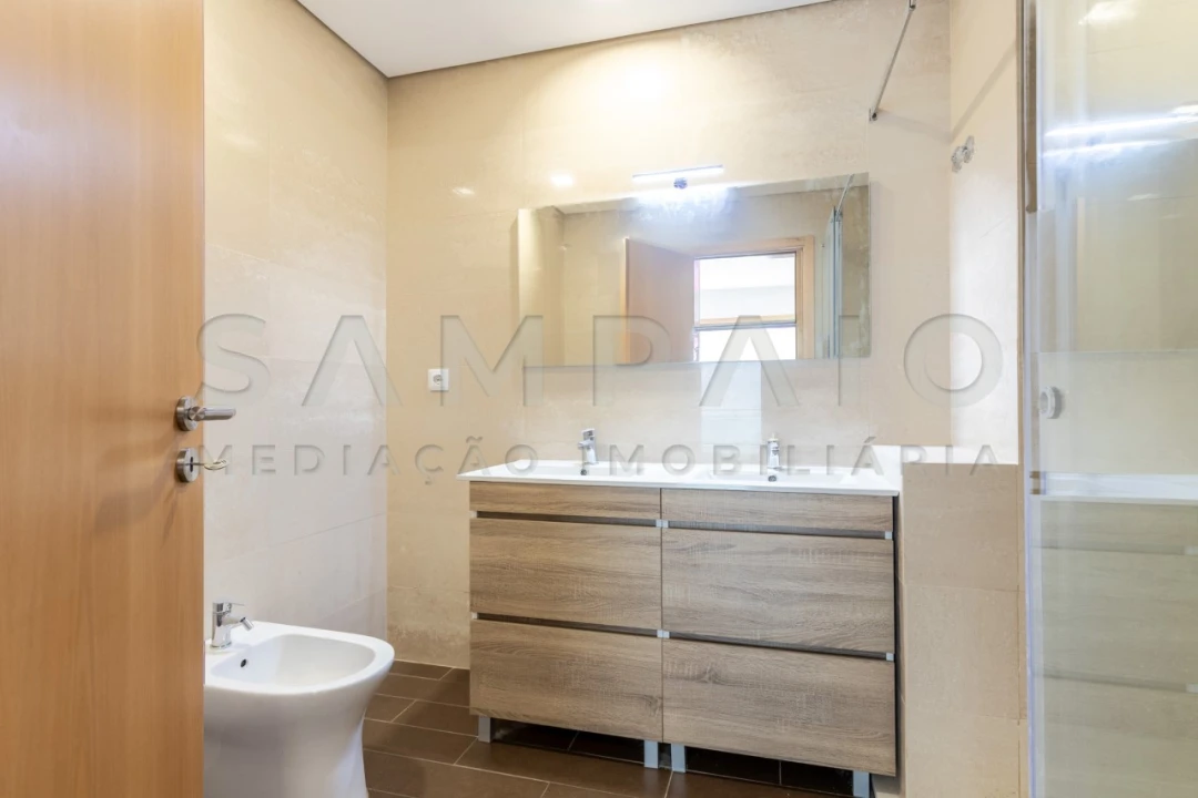 Moradia T3 para Venda em Mafamude e Vilar do Paraíso Foto 35