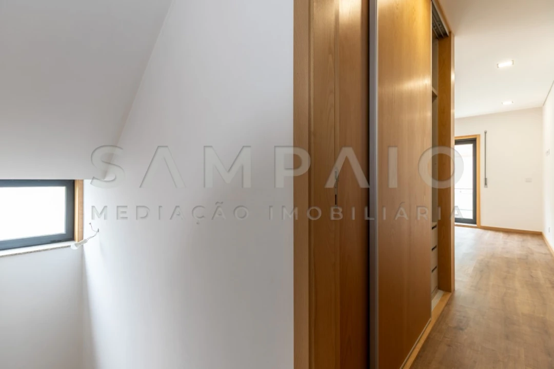 Moradia T3 para Venda em Mafamude e Vilar do Paraíso Foto 36