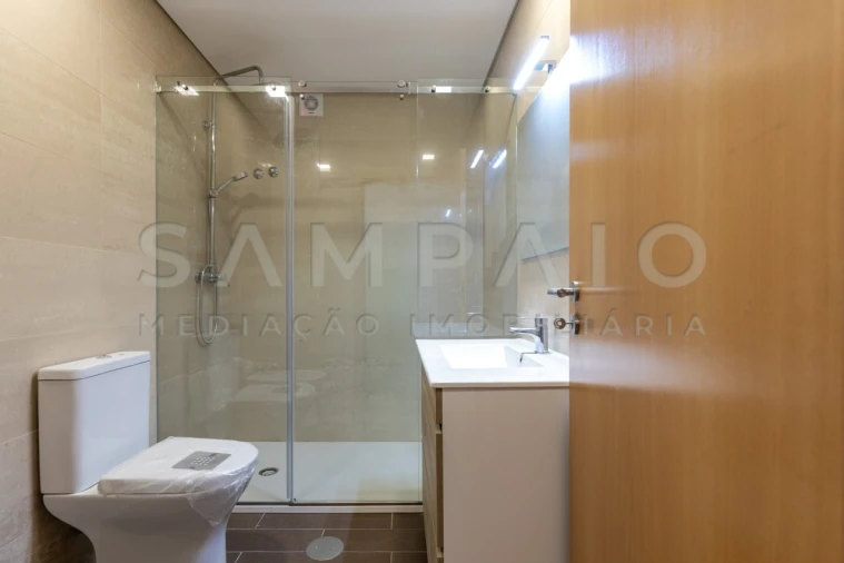 Moradia T3 para Venda em Mafamude e Vilar do Paraíso Foto 24