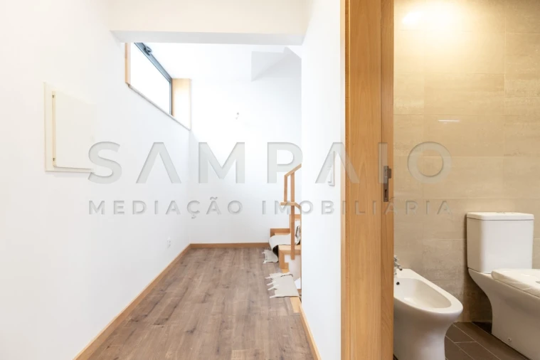 Moradia T3 para Venda em Mafamude e Vilar do Paraíso Foto 29