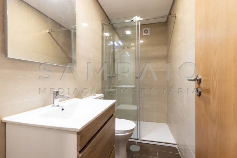 Moradia T3 para Venda em Mafamude e Vilar do Paraíso Foto 38