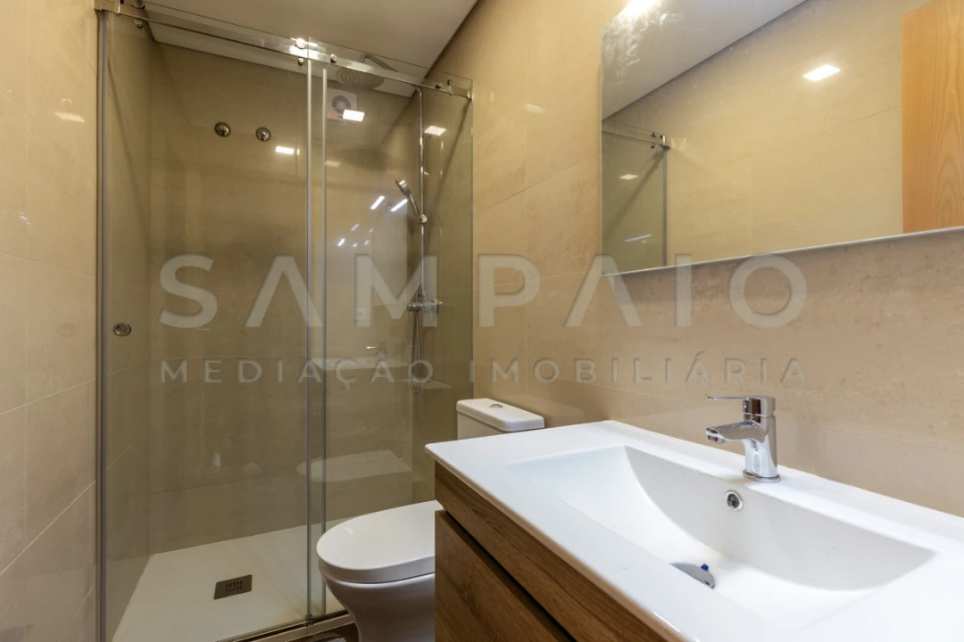 Moradia T3 para Venda em Mafamude e Vilar do Paraíso Foto 16