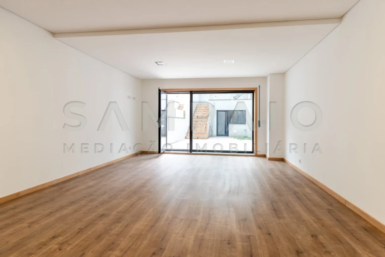 Moradia T3 para Venda em Mafamude e Vilar do Paraíso Foto 7