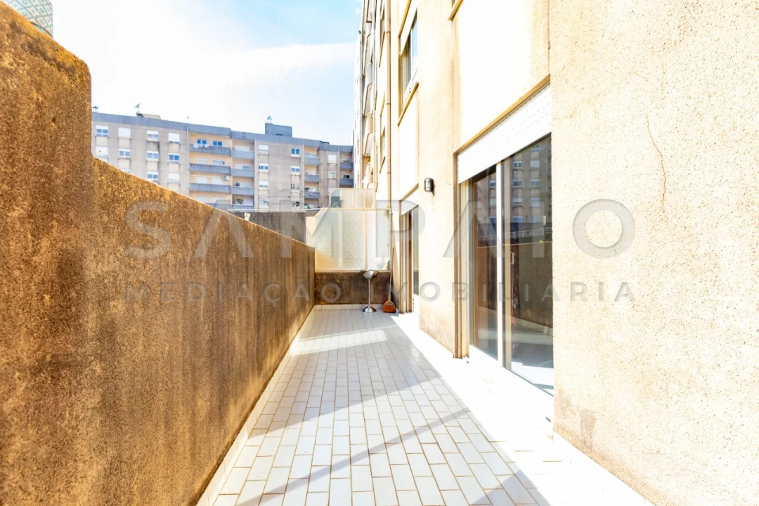 Apartamento T1 para Venda em Valongo Foto 19