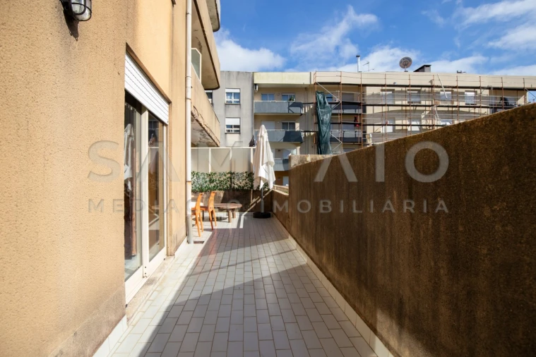 Apartamento T1 para Venda em Valongo Foto 20