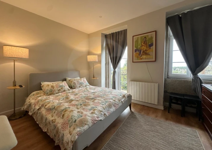 Moradia T4 para Venda em Fornelo e Vairão Foto 9