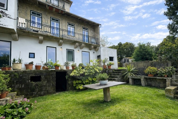 Moradia T4 para Venda em Fornelo e Vairão Foto 28