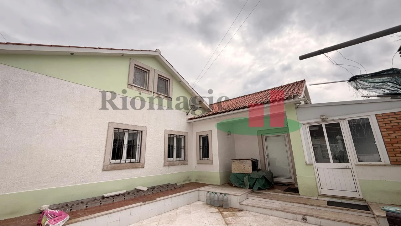 Moradia T5 para Venda em Rio Maior Foto 51