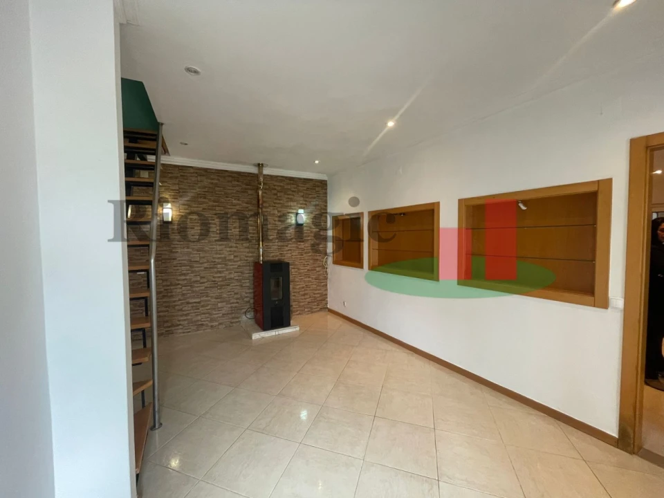Moradia T4 para Venda em Rio Maior Foto 12