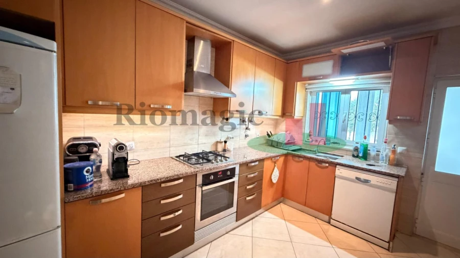 Moradia T5 para Venda em Rio Maior Foto 2