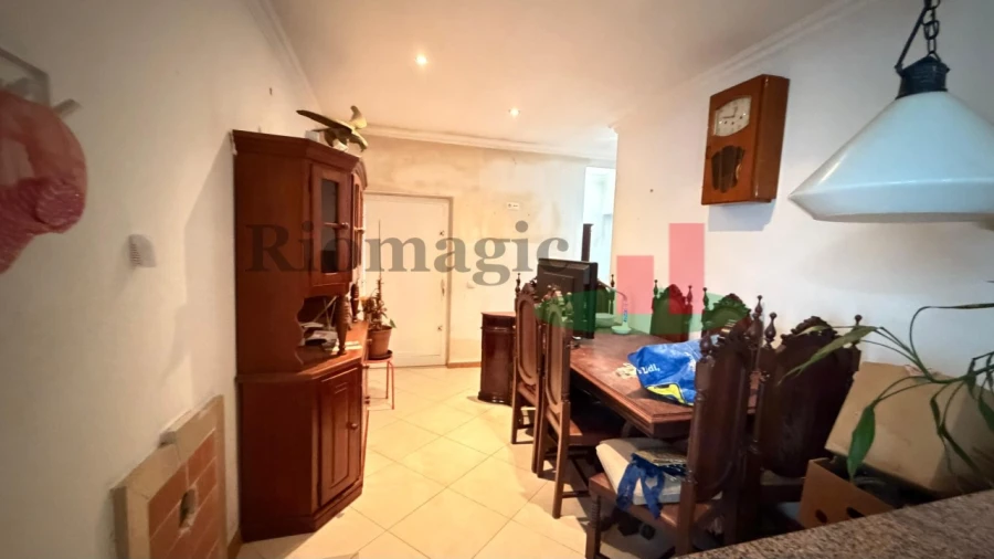 Moradia T5 para Venda em Rio Maior Foto 6