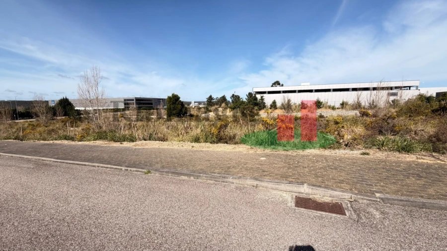 Terreno Comércio / Armazém para Venda em Rio Maior Foto 5