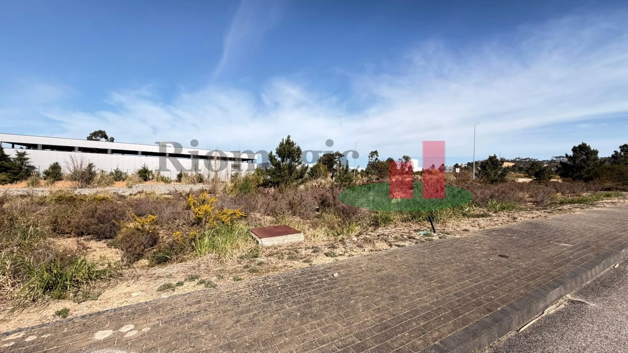 Terreno Comércio / Armazém para Venda em Rio Maior Foto 9