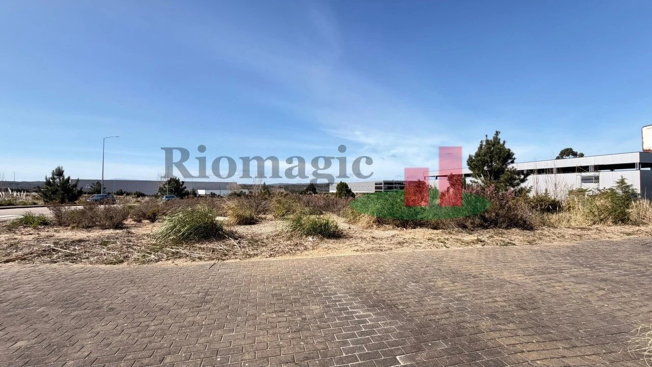 Terreno Comércio / Armazém para Venda em Rio Maior Foto 16