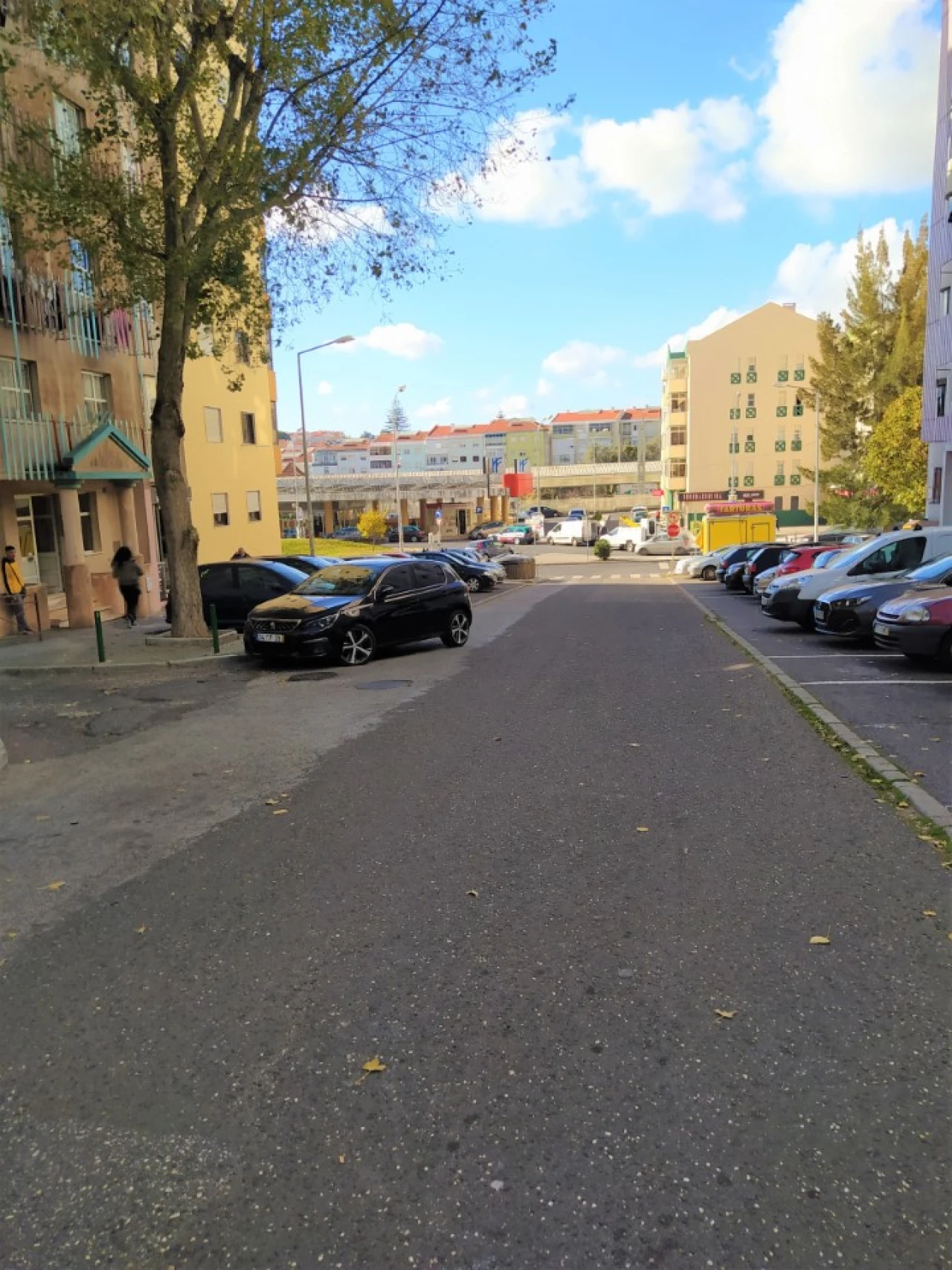 Negócio para Venda em Algueirão-Mem Martins Foto 2