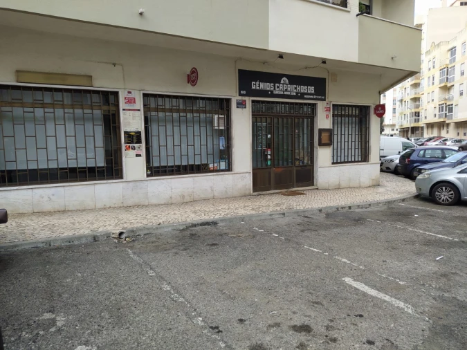 Loja para Venda em Algueirão-Mem Martins Foto 2