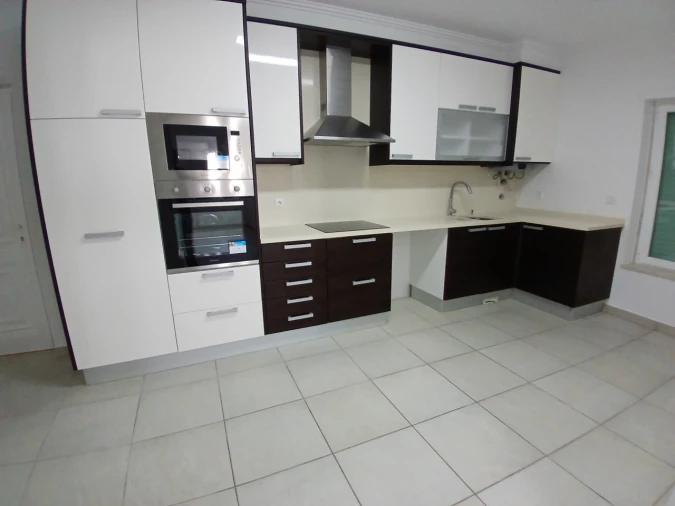 Moradia T3 para Venda em Ericeira Foto 11