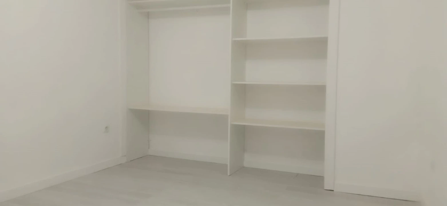 Loja para Venda em Laranjeiro e Feijó Foto 2