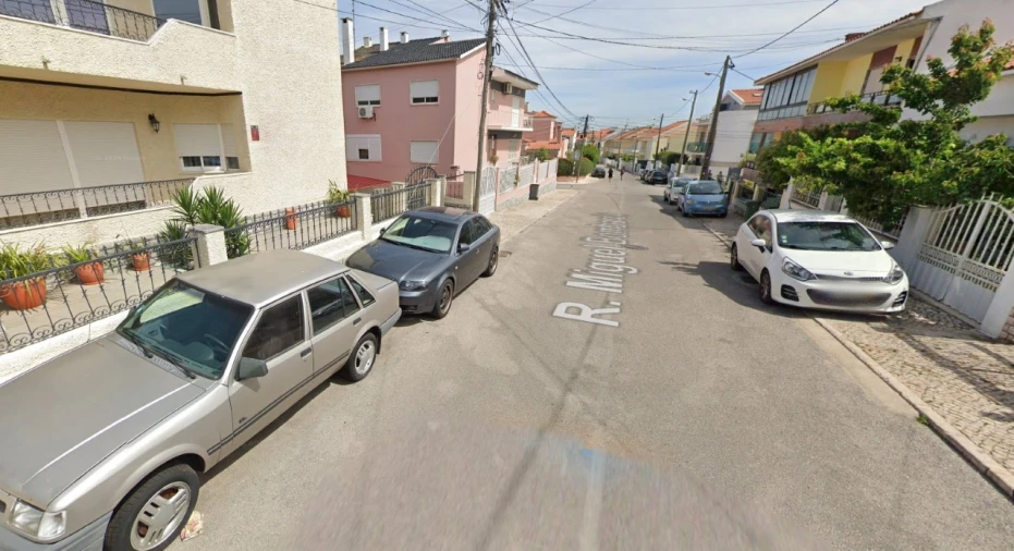 Loja para Venda em Corroios Foto 8