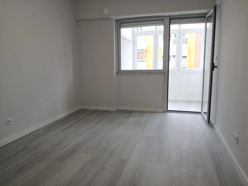 Apartamento T2 para Venda em Oeiras e São Julião da Barra, Paço de Arcos e Caxias Foto 11