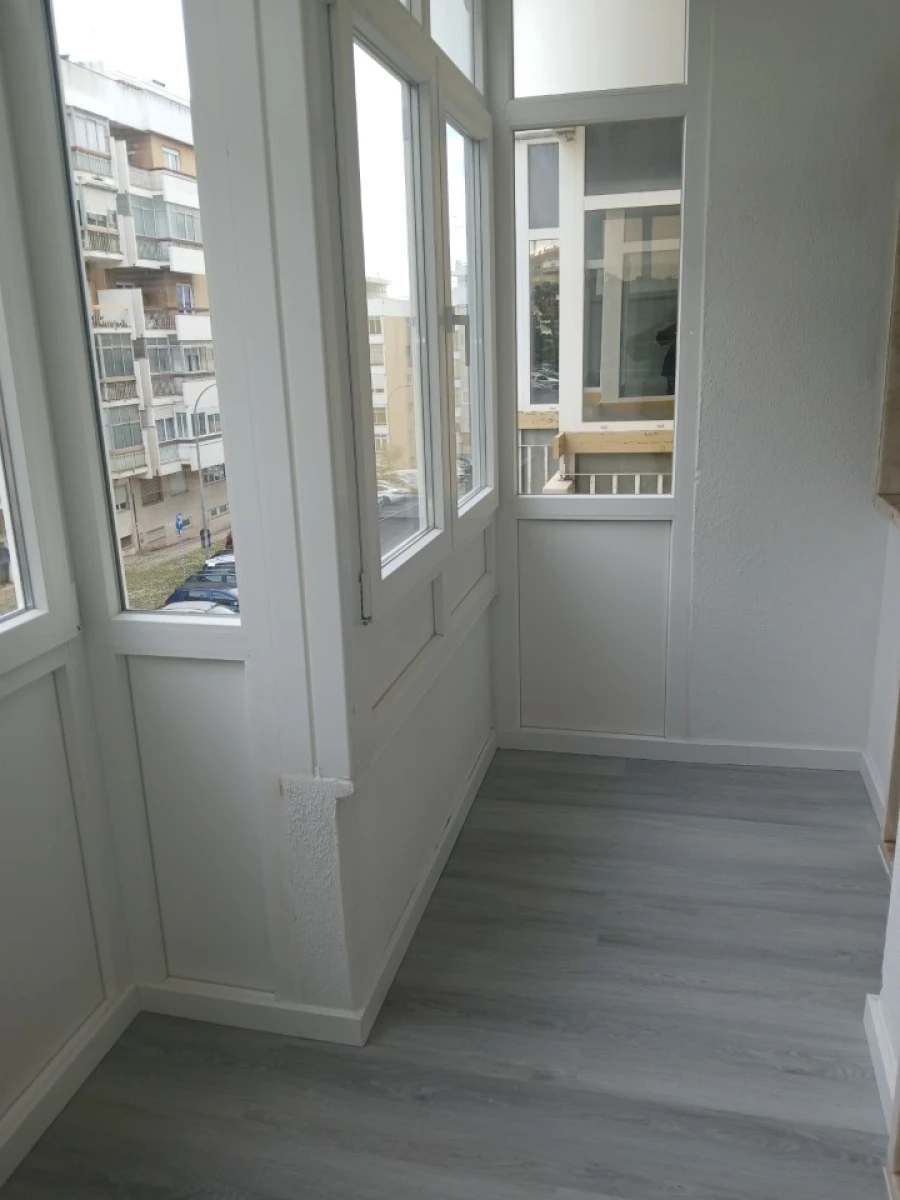 Apartamento T2 para Venda em Oeiras e São Julião da Barra, Paço de Arcos e Caxias Foto 14