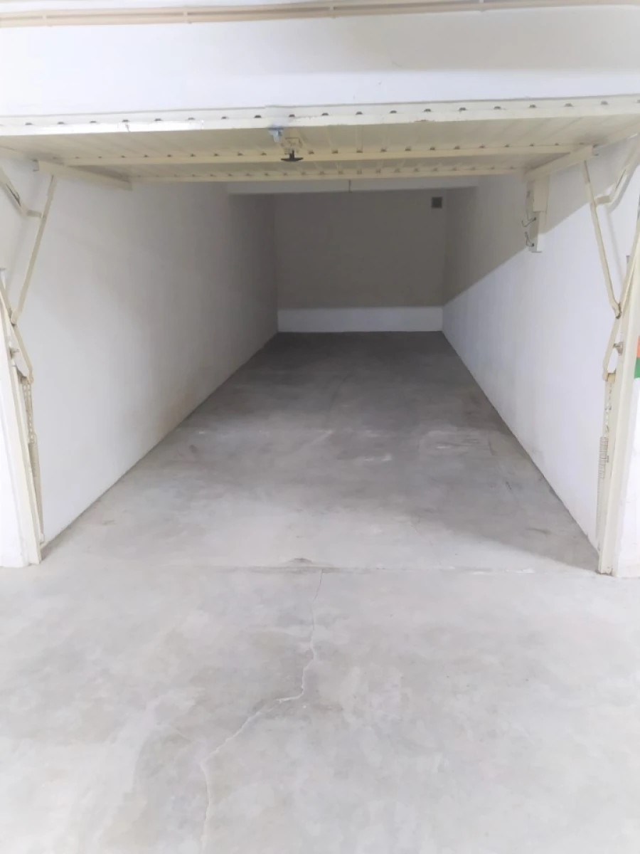 Garagem para Arrendamento em Algueirão-Mem Martins Foto 3