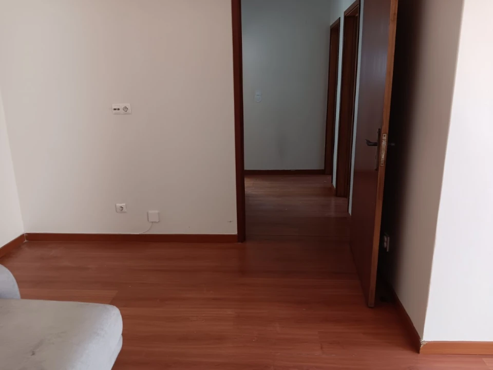 Apartamento T2 para Venda em Queluz e Belas Foto 15
