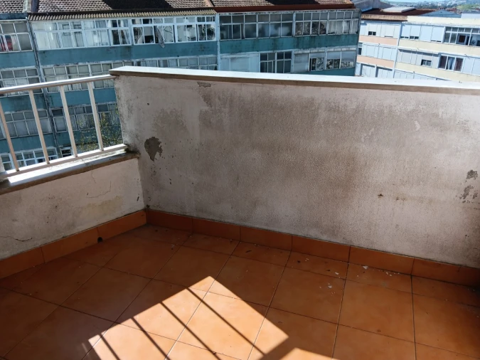 Apartamento T2 para Venda em Queluz e Belas Foto 12