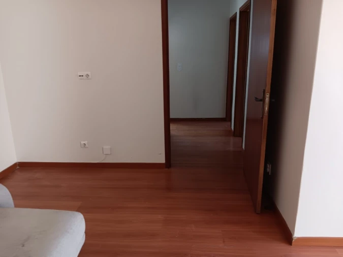 Apartamento T2 para Venda em Queluz e Belas Foto 15
