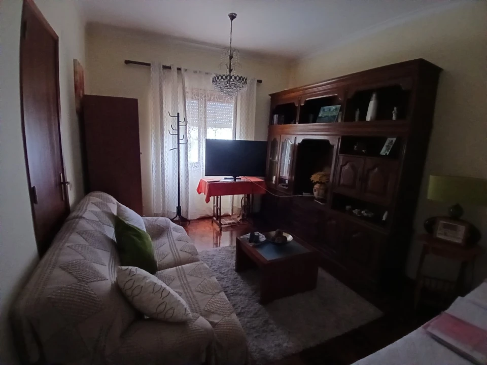 Apartamento T2 para Venda em Algueirão-Mem Martins Foto 10