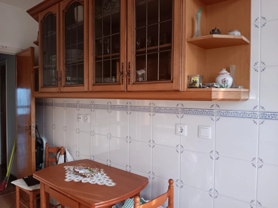 Apartamento T2 para Venda em Agualva e Mira-Sintra Foto 2