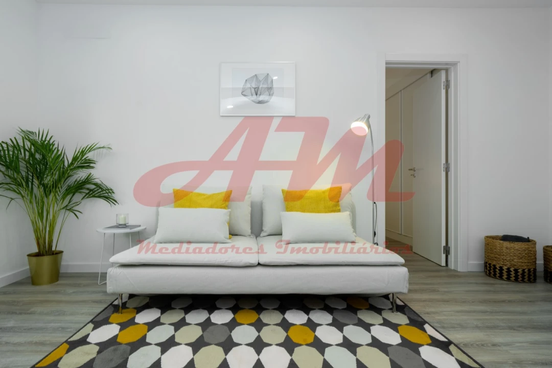 Apartamento T2 para Venda em Benfica Foto 5