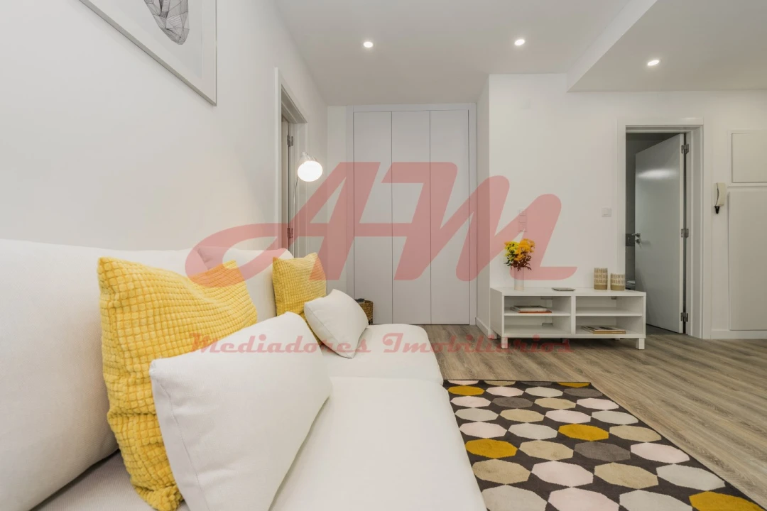 Apartamento T2 para Venda em Benfica Foto 6