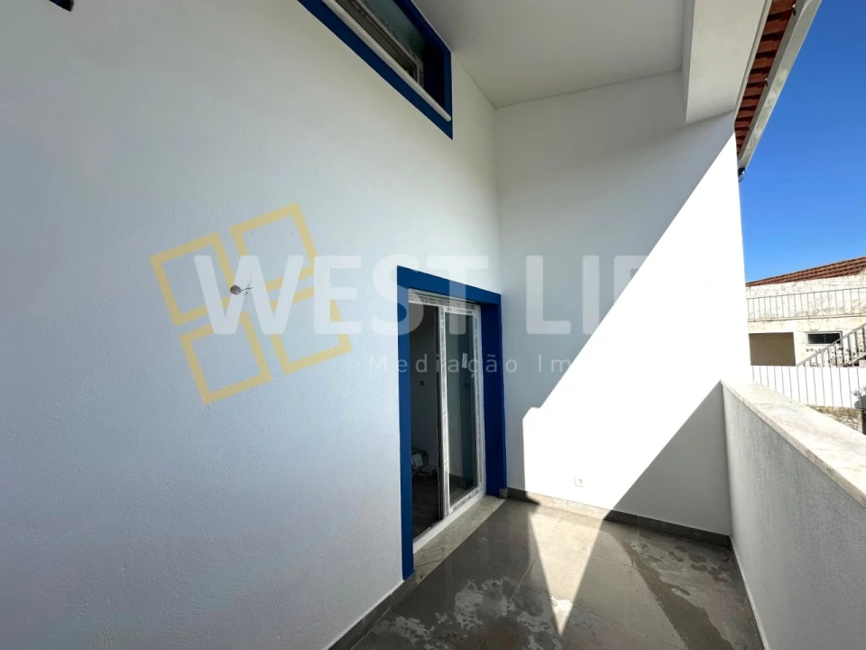 Moradia T3 para Venda em A dos Cunhados e Maceira Foto 17