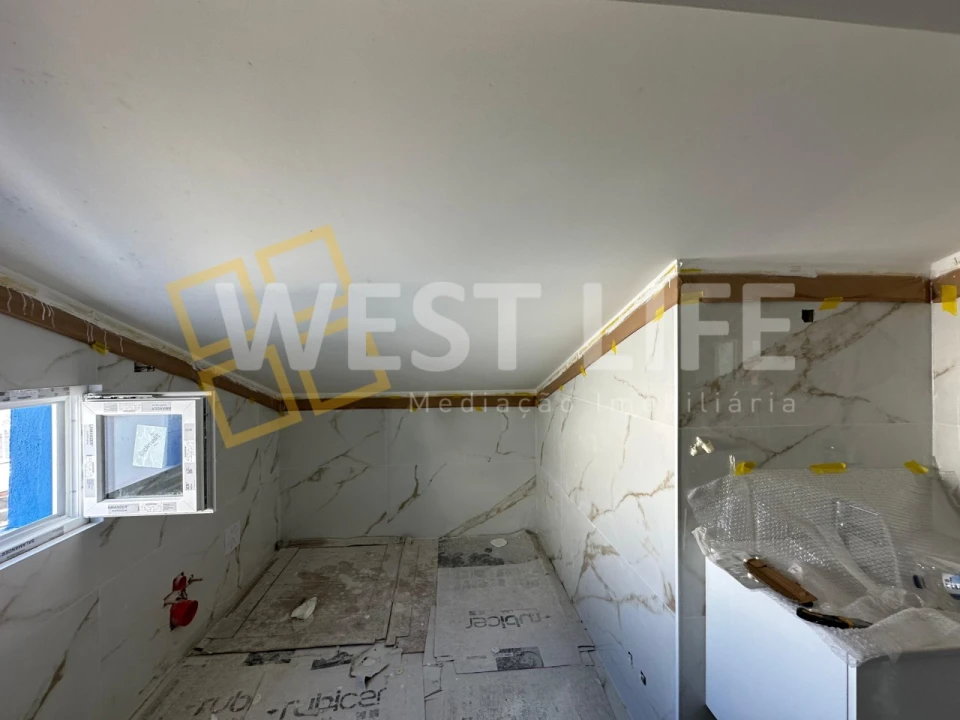 Moradia T3 para Venda em A dos Cunhados e Maceira Foto 23