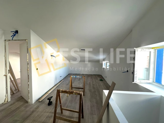 Moradia T3 para Venda em A dos Cunhados e Maceira Foto 13